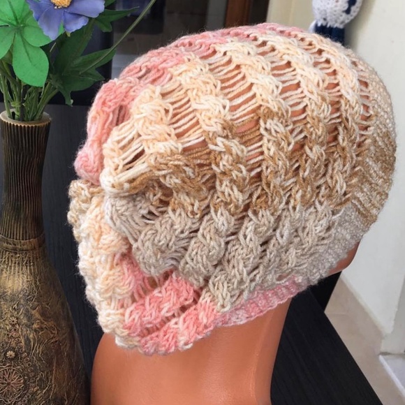 Handmade hat - Picture 2 of 2